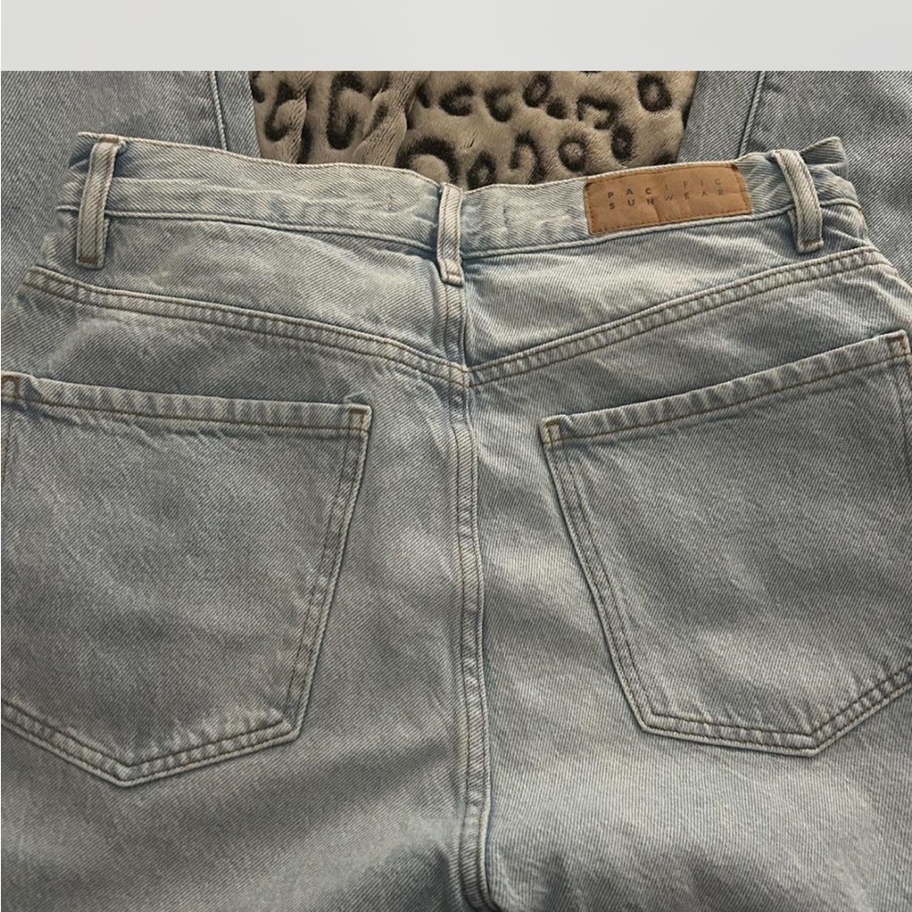 PacSun Blue Relaxed Jeans Vintage Style